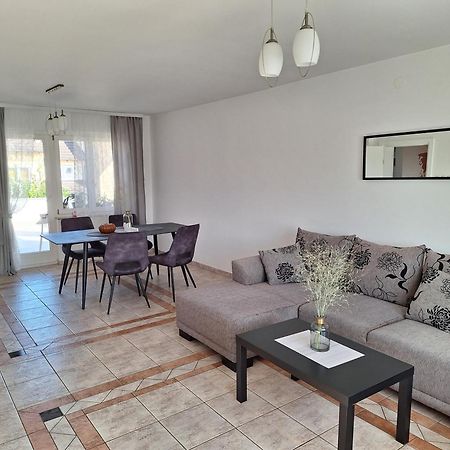 Apartments Place4You بييلوفار المظهر الخارجي الصورة