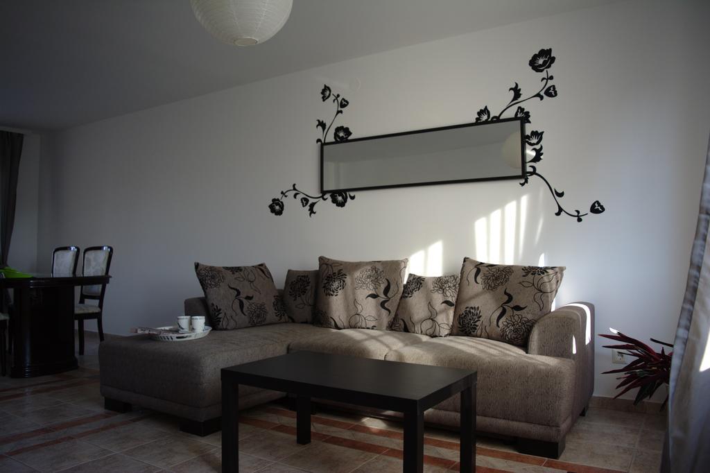 Apartments Place4You بييلوفار المظهر الخارجي الصورة